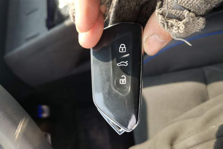 Used Volkswagen Tiguan L 2024 PRO 380TSI Four-Wheel Drive R-Line Prestige Edition Interior 1