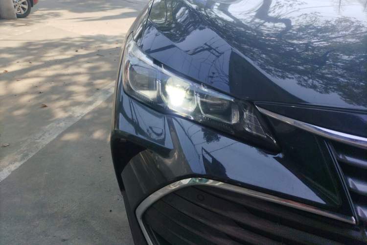 Used Toyota Avalon 2019 2.0L XLE Premium Edition China VI