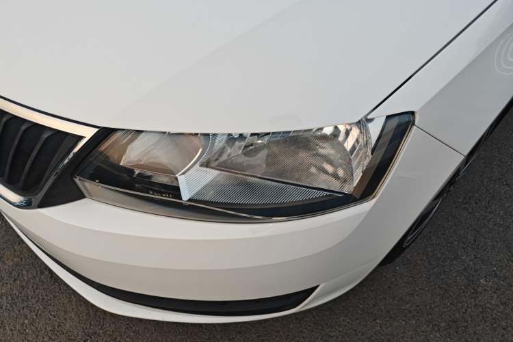 Used Skoda Rapid Spaceback 2016 Revised Version 1.4L Manual Front-Drive Edition
