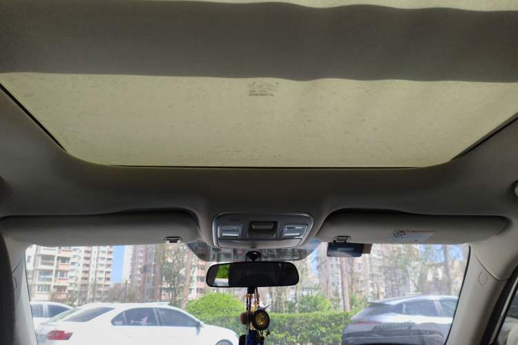 Used Geely Auto Emgrand X7 Sport 2020 1.8TD DCT Two-Wheel Drive Smart Connect 4G-Enabled Version Headliner