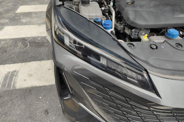 Used CHANGAN Eado DD 2023 Blue Whale NE 1.5T GDI DCT Luxury Edition Right Front Headlight