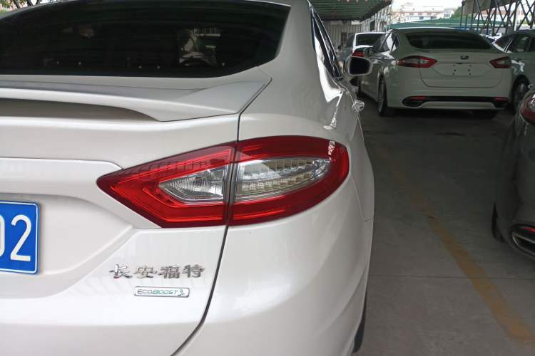 Used Ford Mondeo 2013 2.0L GTDi240 Luxury Sport Model Exterior 3