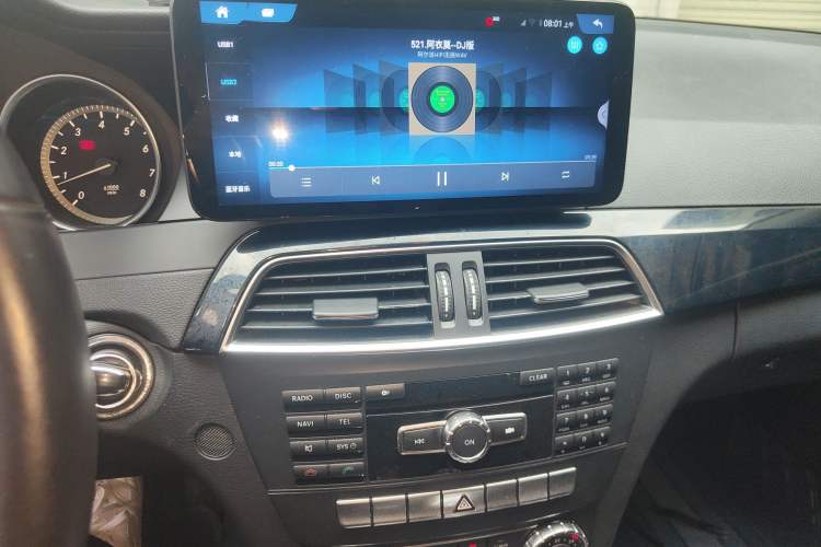 Used Mercedes-Benz C-Class 2013 C 180 Classic Grand Edition Audio And AC Panel