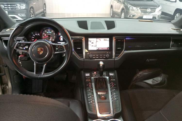 Used Porsche Macan 2017 Macan S 3.0T
