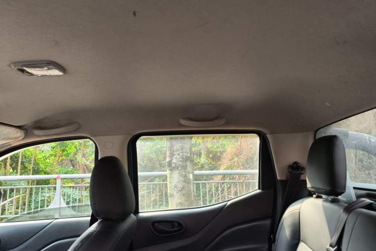 Used Dongfeng Ruichi 6 2019 2.5T Manual Two-Wheel Drive Diesel Standard Version ZD25T5