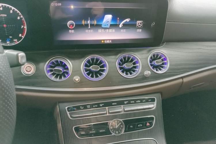 Used Mercedes-Benz E-Class 2020 E 300 L Sporty and Stylish Model
