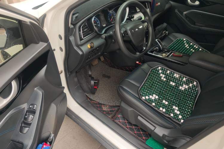 Used Venucia Venucia D60EV 2022 Standard Range Smart Drive Version
