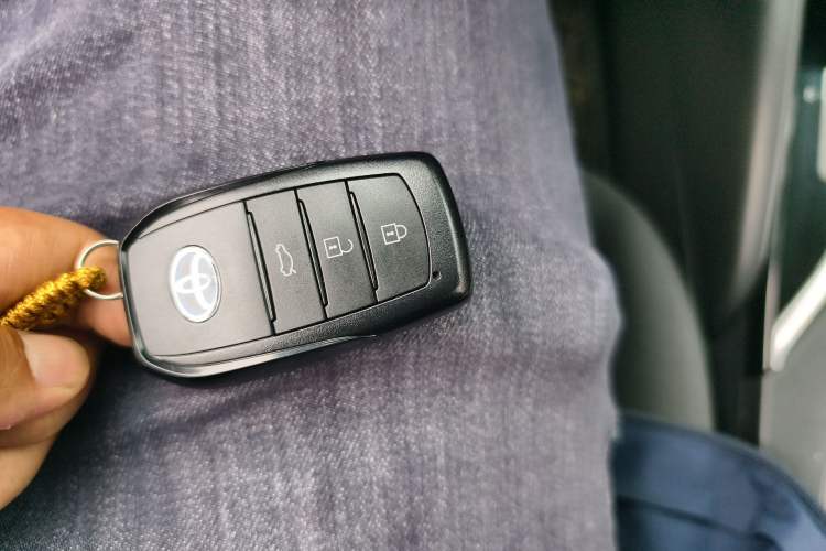 Used Toyota Corolla 2023 1.8L Smart Electric Hybrid Dual-Motor Elite Edition Vehicle Key