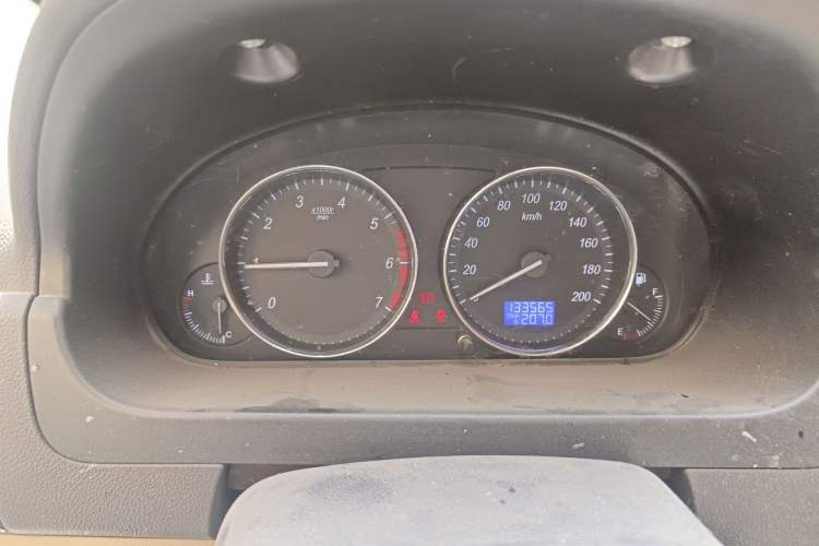 Used BAIC Weiwang M30 2017 1.5L M30S Standard DAM15DL
