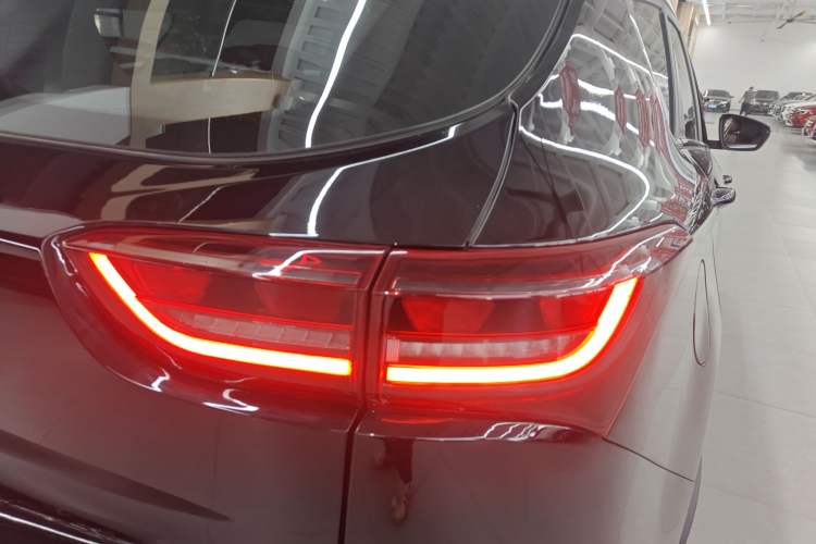 Used JETOUR X70 2025 1.5T Manual Overdrive Version 5 Seats
