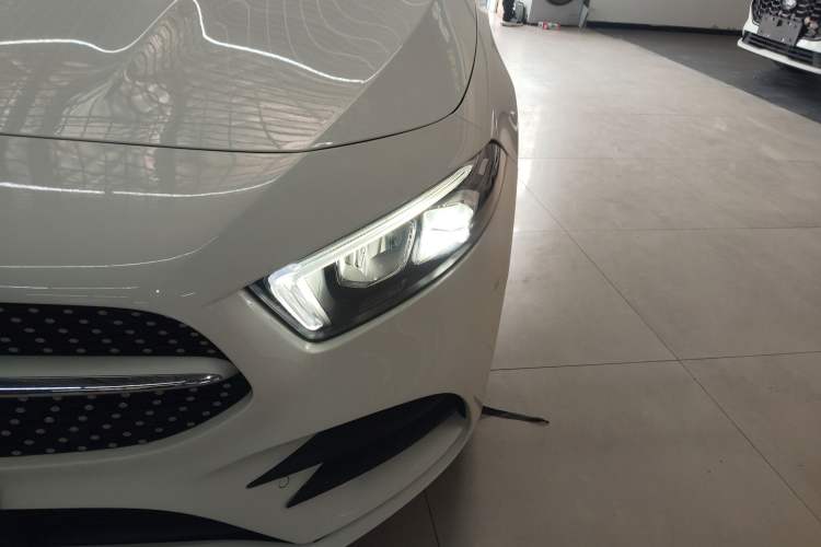 Used Mercedes-Benz A-Class 2022 Restyled A 200 L Sport Sedan Fashion Version Left Front Headlight