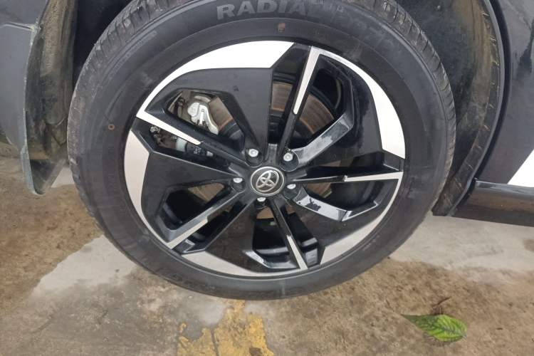 Used Toyota BZ 3X 2025 520 Pro+ Right Rear Wheel Hub