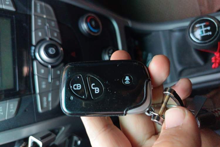 Used BYD F3 2015 Energy-Saving Edition 1.5L Manual Luxury Model
