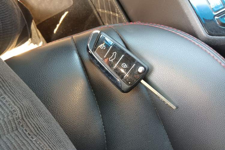 Used JAC Refine S2 2017 1.5L CVT Luxury Model
