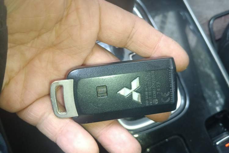 Used Mitsubishi Outlander 2016 2.4L 4x4 Elite Edition 5 Seats
