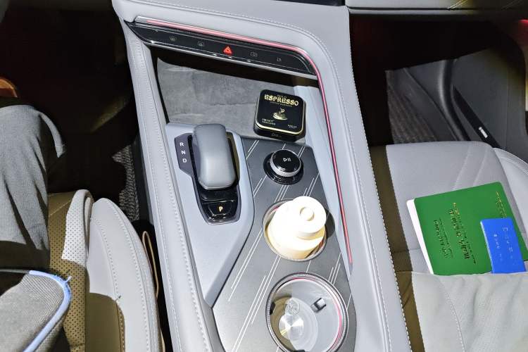 Used Zeekr 001 2025 YOU Edition 100 kWh All-Wheel Drive
