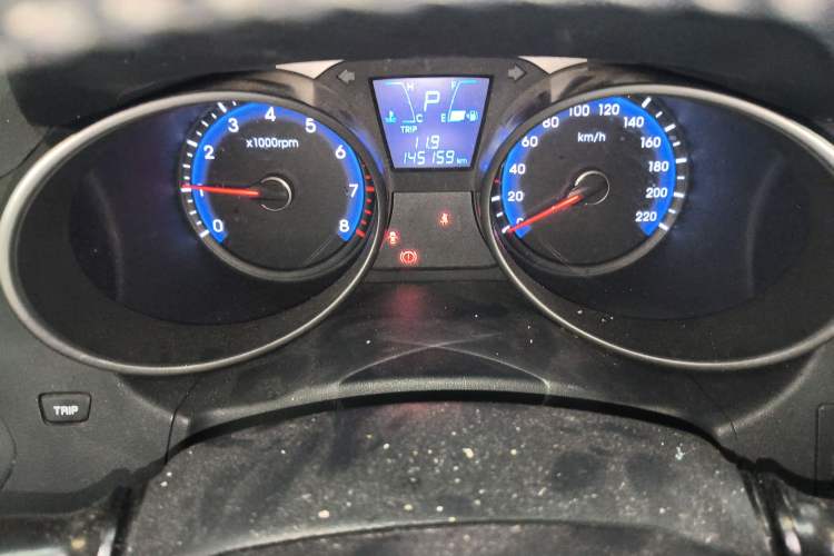 Used Hyundai ix35 2013 2.0L Automatic Two-Wheel Drive Smart GLS China IV Standard
