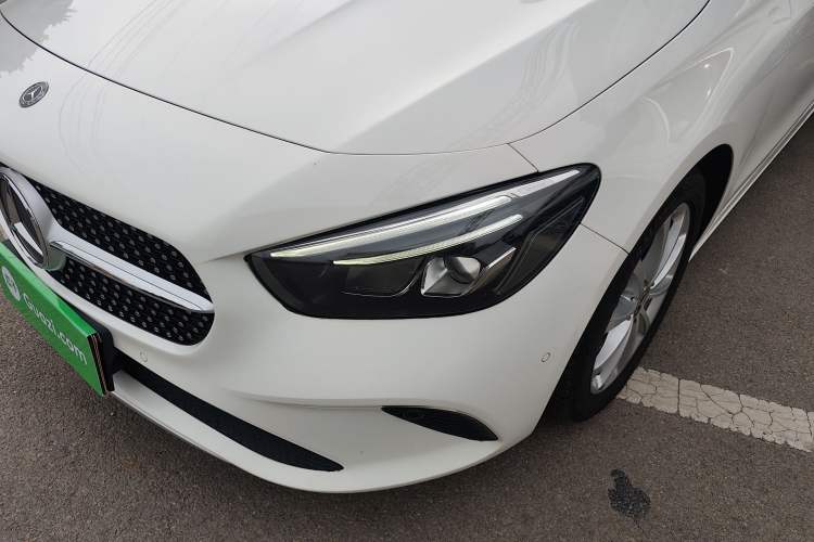 Used Mercedes-Benz B-Class 2020 B 200 Fashion Model Left Front Headlight