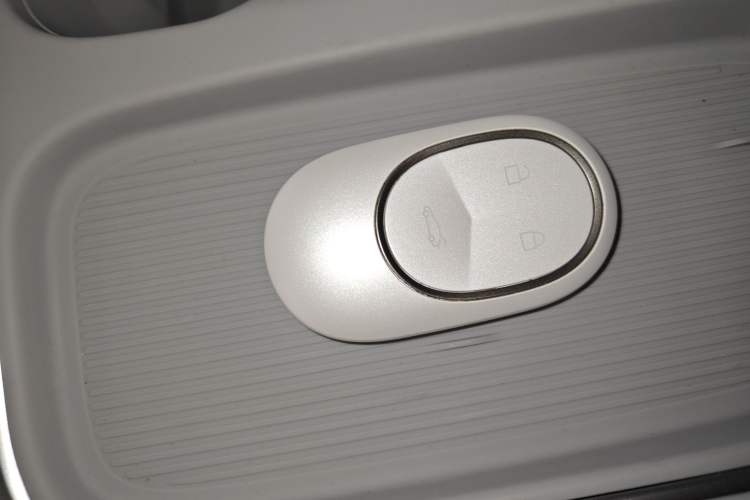 Used Nio ES6 2024 75 kWh