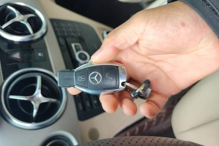 Used Mercedes-Benz GLK-Class 2014 GLK 260 4MATIC Dynamic Model
