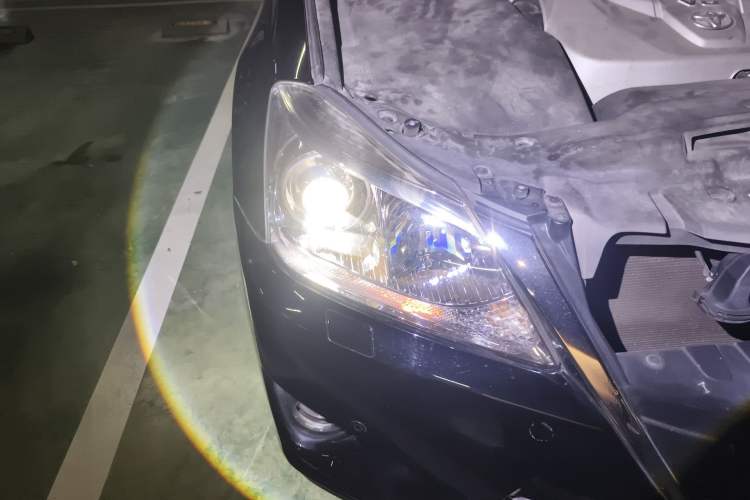 Used Toyota Crown 2012 2.5L Royal Leather Edition
