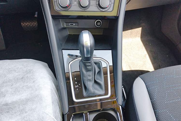 Used Jetta VS7 2024 280TSI Automatic Pioneer Edition
