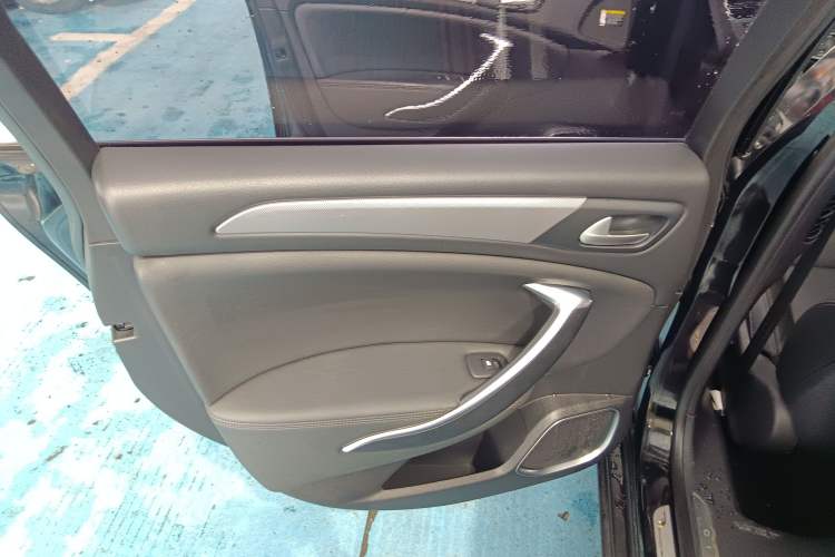 Used Citroen C5 2017 350THP Automatic Luxury Model