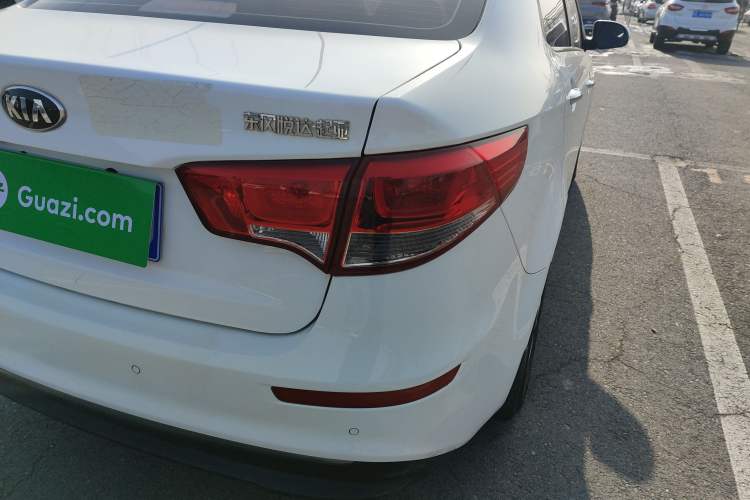 Used Kia K2 2015 Sedan 1.4L MT GLS