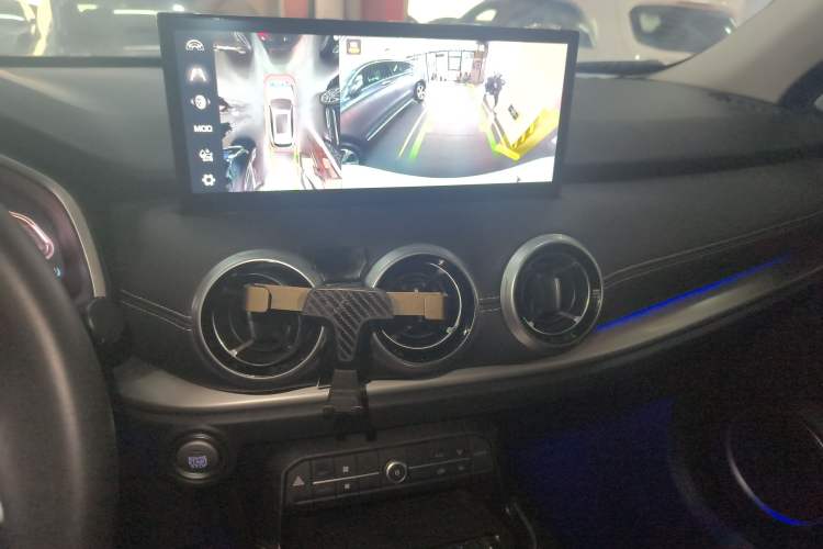 Used Wey VV6 2021 2.0T Two-Wheel Drive Smart Plus