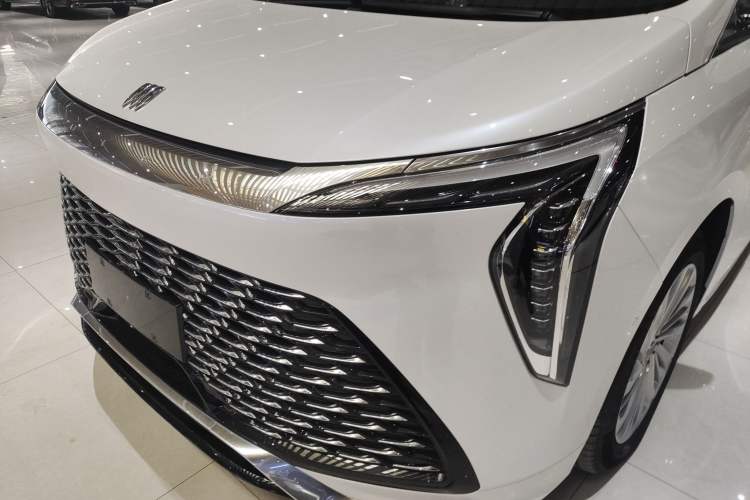 Used Buick Century 2023 2.0T Six-Seater Yinshi Edition