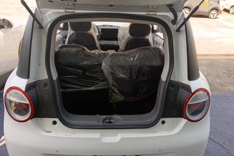 Used CHANGAN NEVO Lumin 2025 205 km Xiangqin Version
