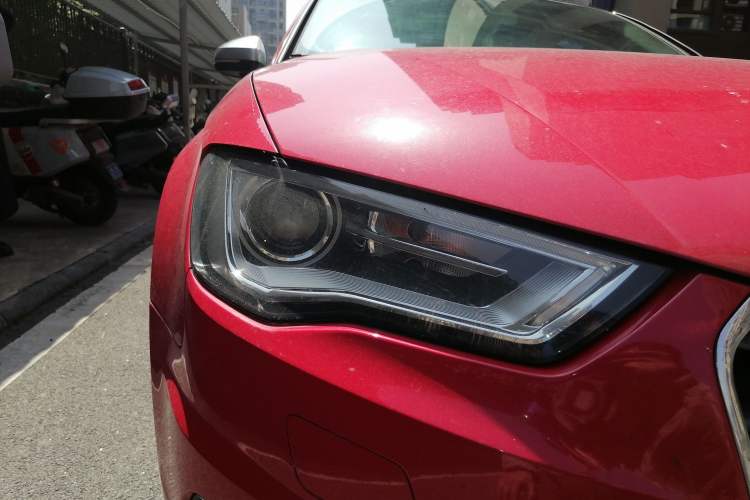 Used Audi A3 2015 Limousine 35 TFSI Millionth Anniversary Intelligent Leading Model
