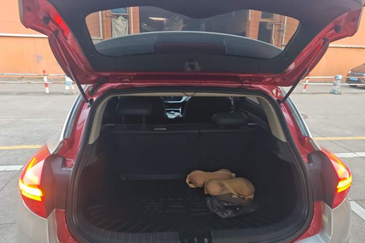 Used Geely Auto Emgrand GSe 2019 Restyled 500 LingShang Version Trunk