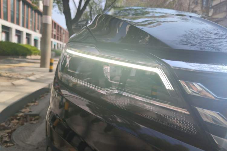 Used Volkswagen Lavida 2021 1.5L Automatic Comfort Edition
