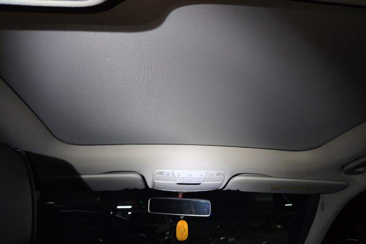 Used Mercedes-Benz C-Class 2021 C 260 L Sport Edition Star Collection Headliner