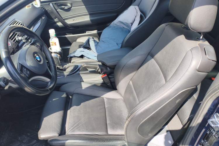 Used BMW 1 Series 2011 120i two-door coupe
