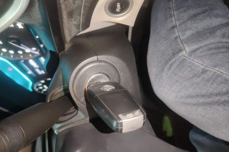 Used Buick GT 2015 15N Automatic Elite Version