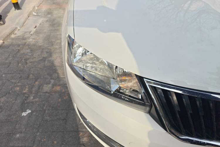 Used Skoda Rapid Spaceback 2016 Revised 1.6L Automatic Chuanxing Version