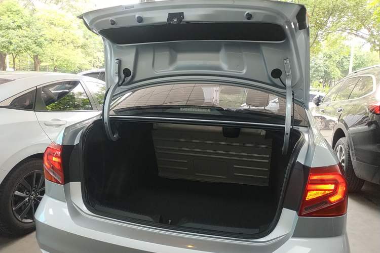 Used Volkswagen Jetta 2017 1.5L Automatic Fashion Model