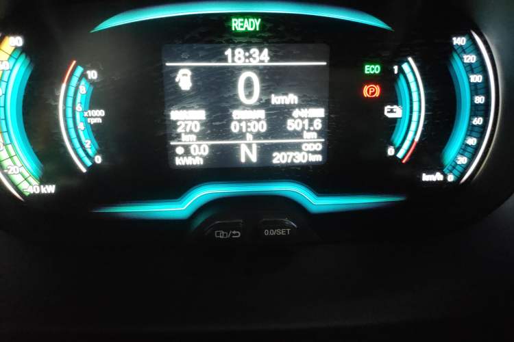 Used Chery Little Ant 2022 Sweet Pink Edition Half-Sugar Version Lithium Iron Phosphate 29.2 kWh 30 kW 301 km
