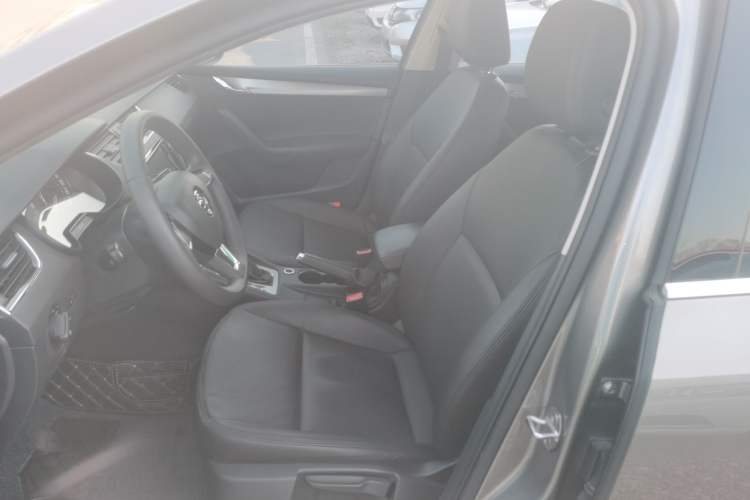 Used Skoda Octavia 2018 1.6L Automatic Comfort Edition