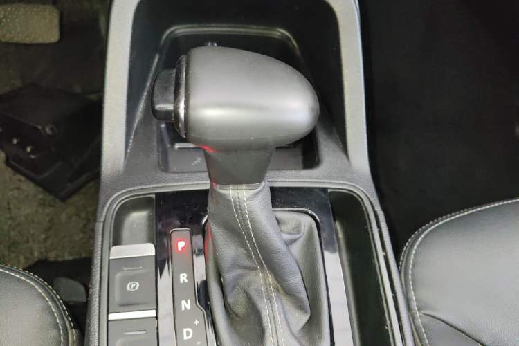 Used Qoros 5 2018 Revised Version 1.6T Automatic Leading Edition