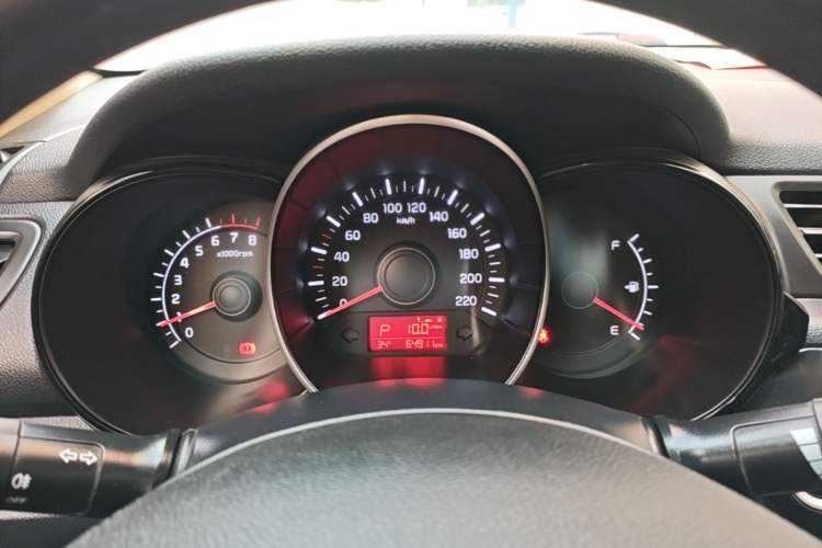 Used Kia K2 2015 Sedan 1.4L Automatic GLS
