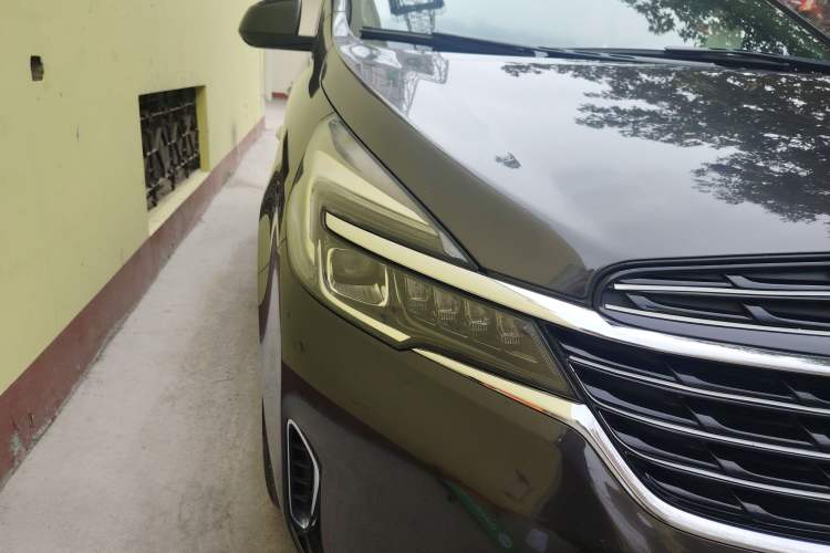 Used Buick GL8 2020 Land Cruiser Executive Class 652T Comfort Model
