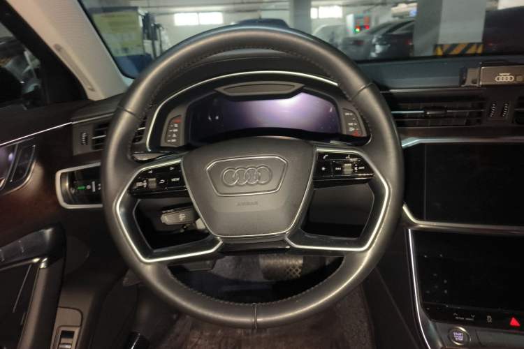 Used Audi A6 2020 allroad quattro Explorer 55 TFSI Prestige Off-Road Model
