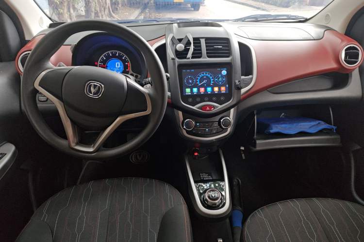 Used CHANGAN Benni 2015 1.4L IMT Luxury Model China V Standard
