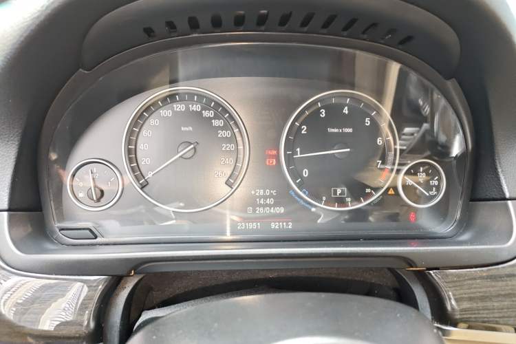 Used BMW 5 Series 2013 535Li Luxury Model Instrument Cluster