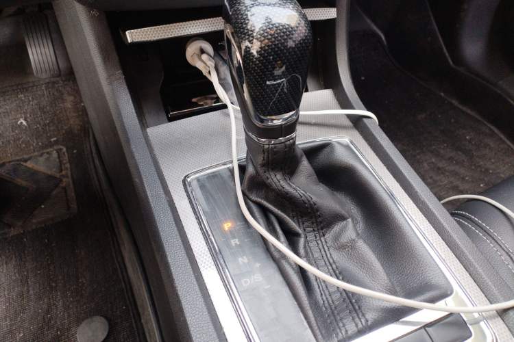 Used Roewe i6 2017 20T Automatic Internet ZhiZun Edition