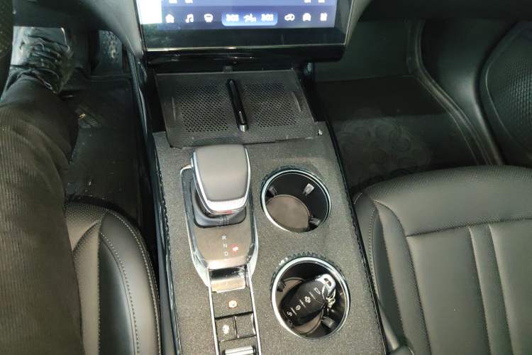 Used Hongqi HS3 PHEV 2024 PHEV 115km Jingwei Edition