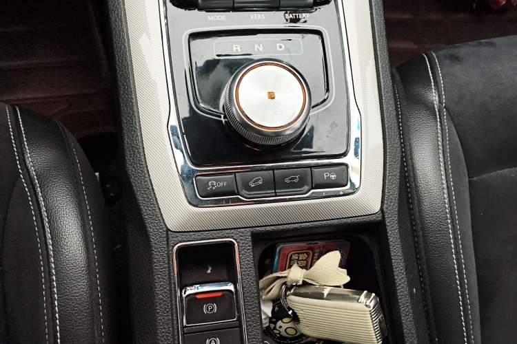 Used Roewe RX5 New Energy 2017 ERX5 EV400 Electric Internet Supreme Edition